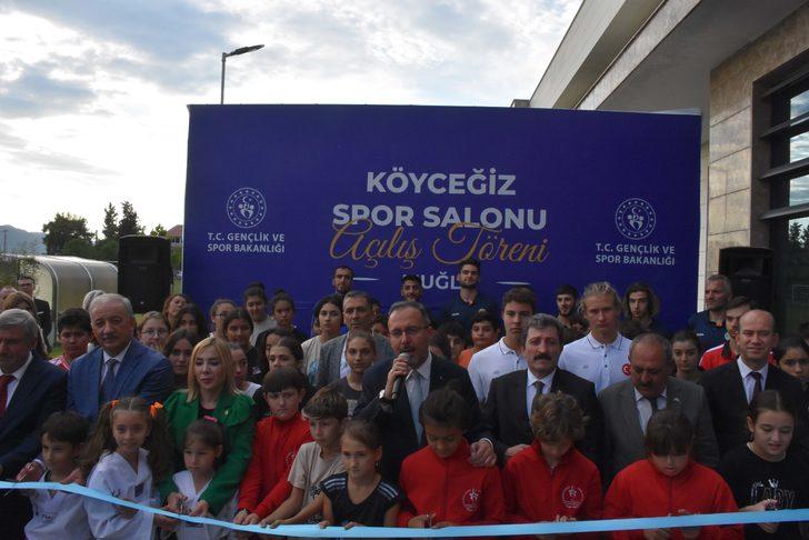 Bakan Kasapoğlu, Köyceğiz Gençlik Merkezi'nin açılışını yaptı: G3