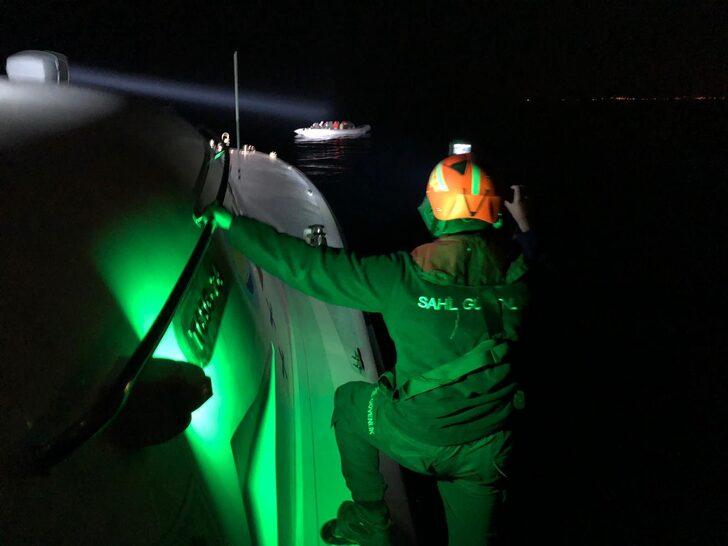 İzmir açıklarında 208 düzensiz göçmen kurtarıldı G3