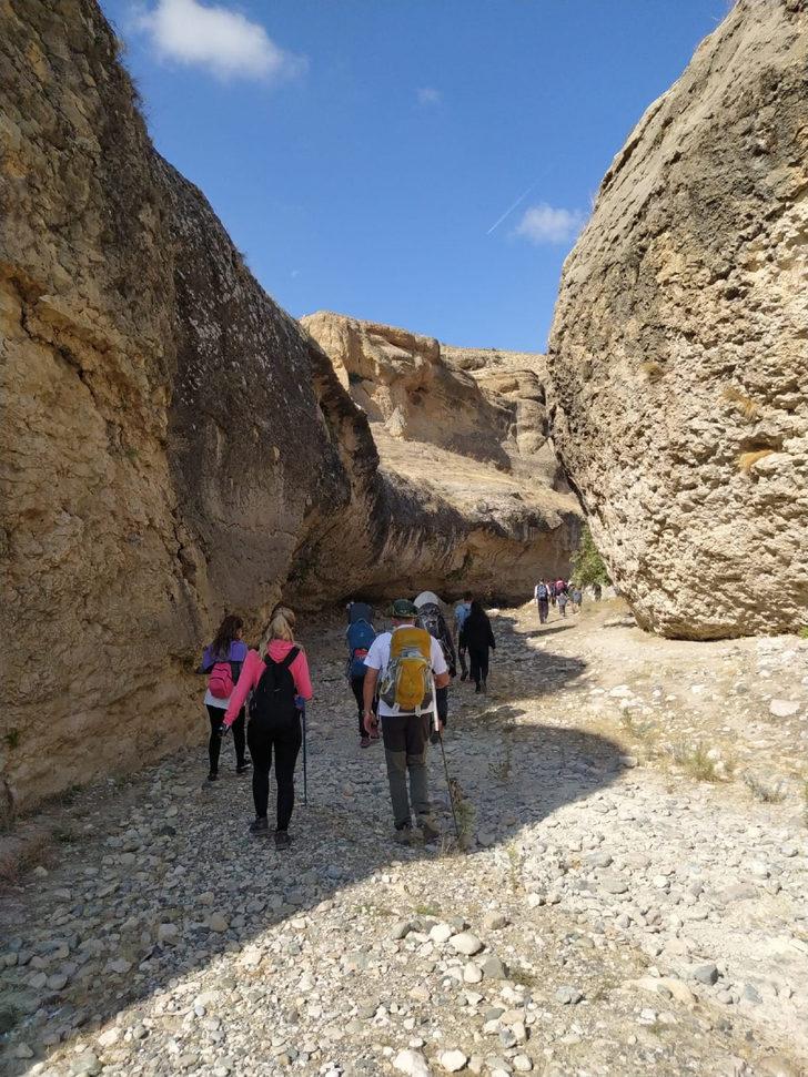 Elazığ'da 300 kişilik grup Saklıkapı Kanyonu'nu ziyaret etti G3