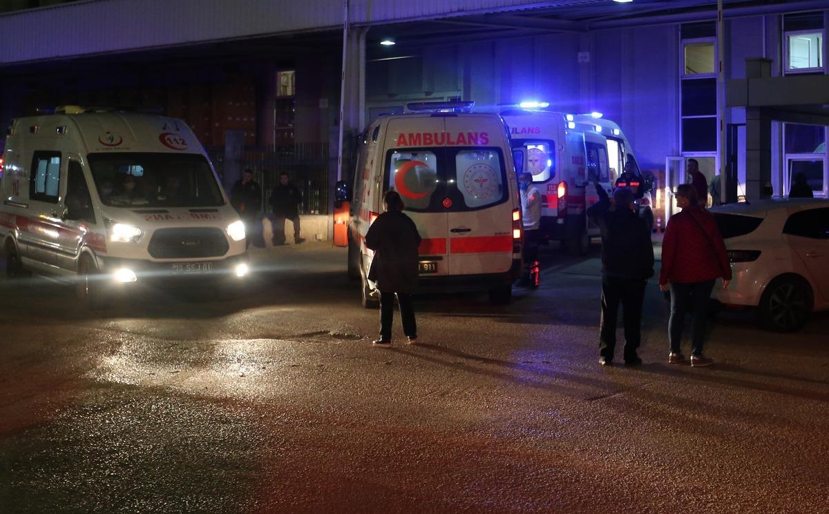 Bursa'da fabrikada &ccedil;alışan 54 iş&ccedil;i gıda zehirlenmesi ş&uuml;phesiyle hastanelere kaldırıldı