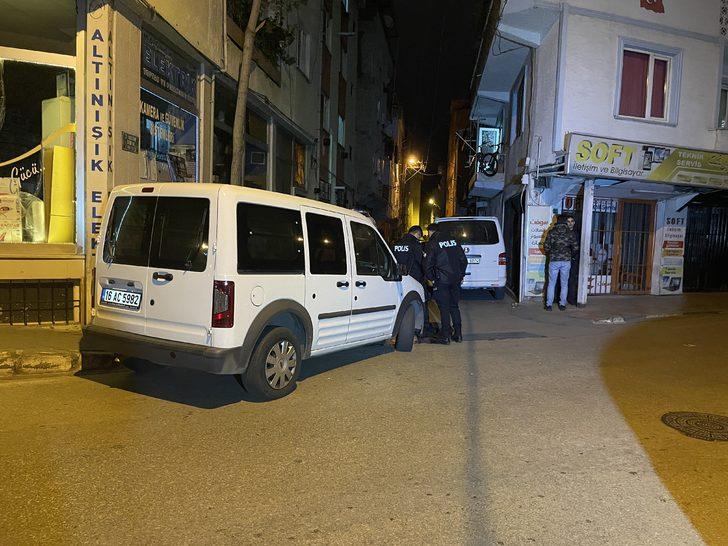 Bursa'da silahla vurulan 2 kişi yaralandı G4