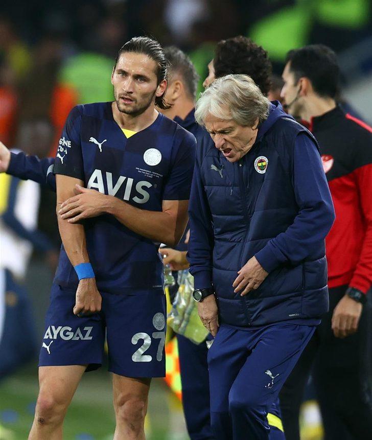 Son dakika: "Türk futbolu için çok büyük tehlike!" Ankaragücü - Fenerbahçe maçı sonrası Ahmet Çakar bombayı patlattı... G5