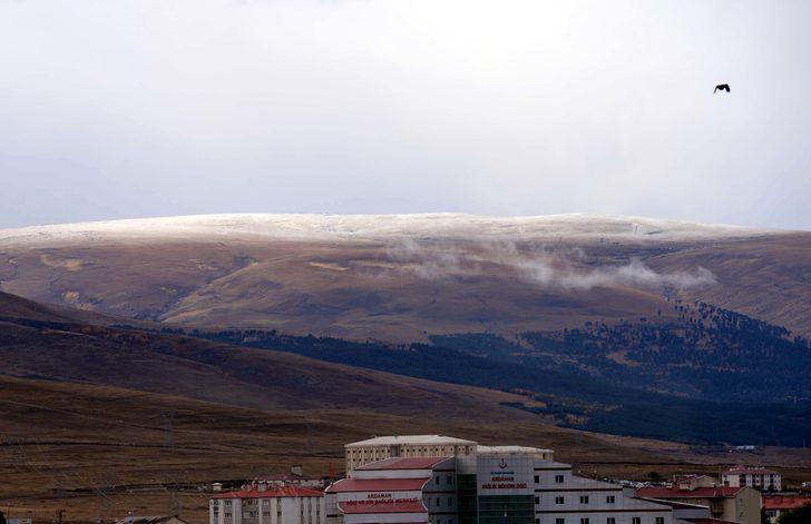 Ardahan'ın yüksek kesimleri beyaza büründü G1