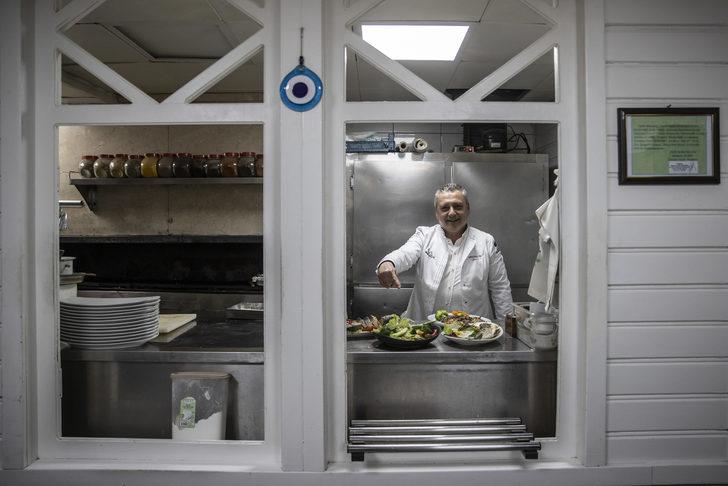 Davet telefonuna dolandırıcı diye inanmayan şef, Michelin Rehberine girdiğini televizyondan öğrendi G1