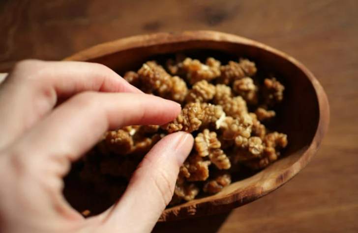 Her gün bir avuç yemek şifa dağıtıyor: İyi gelmediği hastalık yok! Kolesterolü düşürüyor, kalp hastalıklarını önlüyor G2