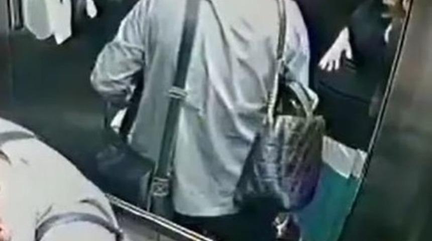 Hastaneye kadar bekleyemedi! Kadın doğum uzmanı baba, karısını asansörde doğurttu... “Bunu binlerce kez yapmama rağmen...”