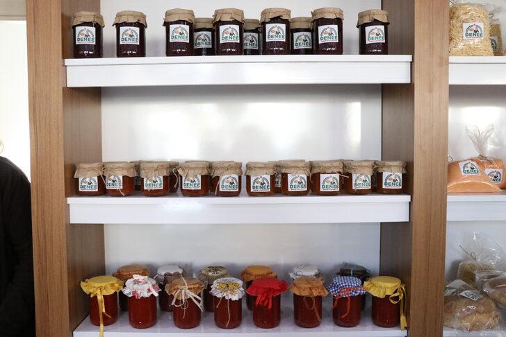 Niğde'de el emeği ürünlerin satılacağı "Kadın Emek Pazarı" açıldı G3