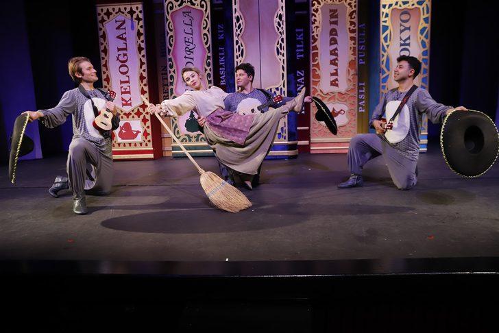 "Shakespeare'in Bütün Oyunları" ve "Canlanan Masallar" yarın prömiyer yapacak G4