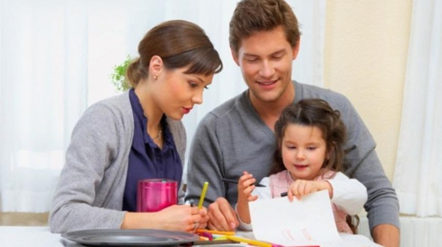 &ldquo;&Ccedil;ocuğunuzla &ouml;nce doğru iletişim kurmalısınız&rdquo;