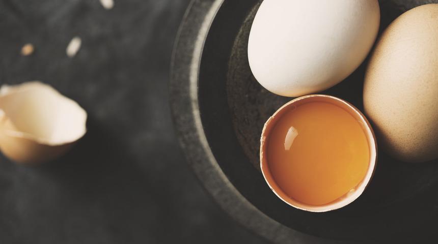 Doğal yumurta kabuğu zarı nasıl tüketilir ve soyulur? Doğal yumurta kabuğu sebzelere nasıl verilir?