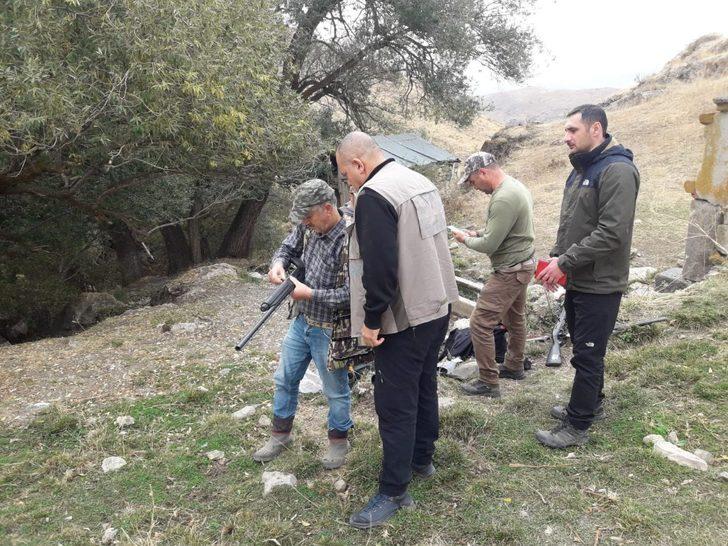 Erzurum'da dronlu denetimlerde usulsüz avlanan 17 kişiye ceza uygulandı G4