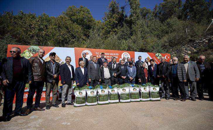 AK Parti'den Ankara'da su tarifesindeki indirim nedeniyle sosyal yardımların kesilmesine tepki G3