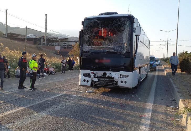 Manisa'da Zincirleme Trafik Kazası! 22 Kişi Yaralandı - Yaşam Haberleri