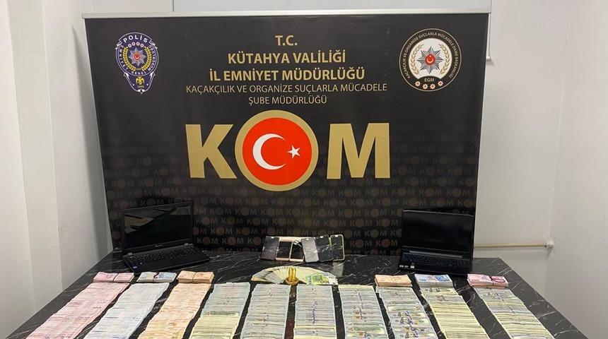 Kütahya merkezli FETÖ operasyonunda 61 gözaltı