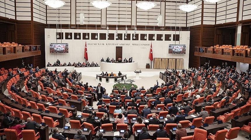 En düşük emekli aylığından işverenlere verilen desteğe kadar... Meclis'te onaylandı! Maaşları 14 bin 469 lira oldu