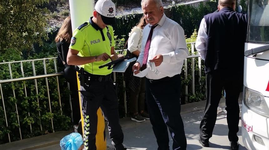 Muğla'da şehirler arası yolcu otobüsleri sivil polislerce denetleniyor