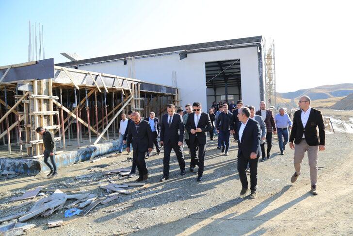Erzurum Valisi Okay Memiş ödenekleri fabrikaya ve üretime harcayacaklarını bildirdi G2