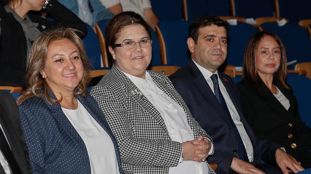Otizmli piyanistin CSO sahnesindeki konseri ayakta alkışlandı