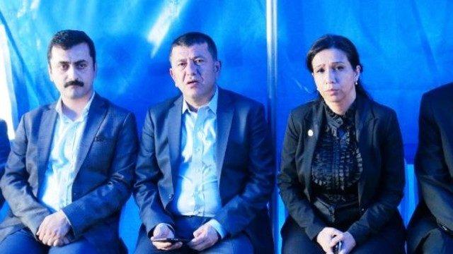 CHP'li Eren Erdem: Geçmişte FETÖ'nün hedefi olmuş askerler aynı helikopterdeydi