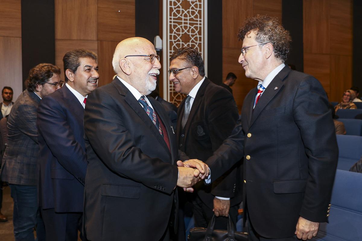 "Dostluk" deneme yarışmasının &ouml;d&uuml;lleri sahiplerini buldu