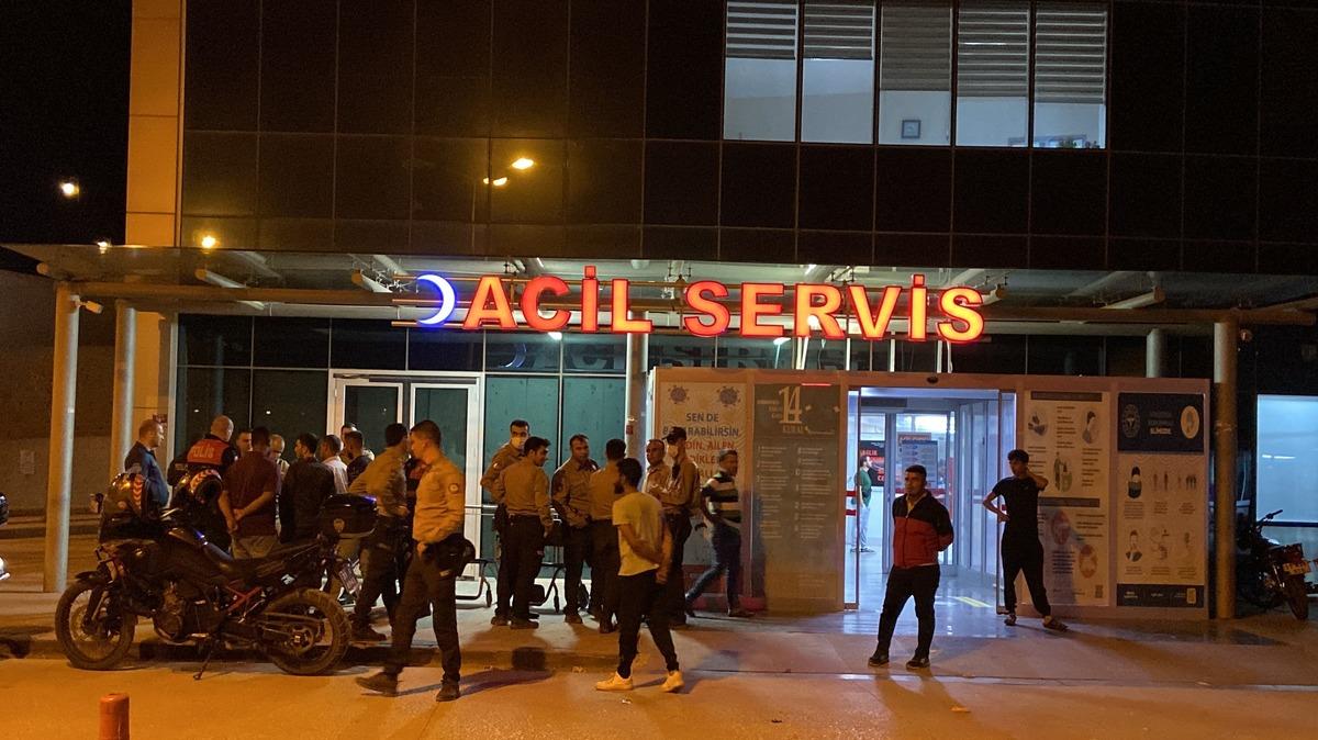 Hatay'da d&uuml;ğ&uuml;ndeki silahlı kavgada 1 kişi &ouml;ld&uuml;, 2 kişi yaralandı