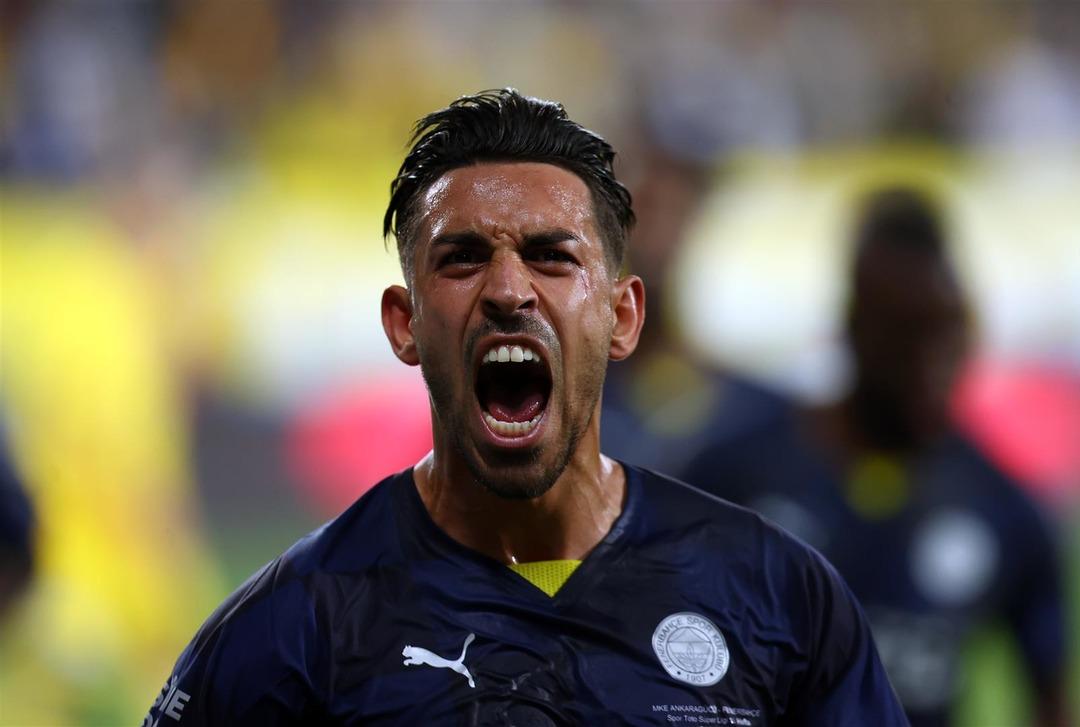 'Hikayemizi anlatmanın zamanı geldi!' Fenerbah&ccedil;eli İrfan Can Kahveci'nin Sivasspor ma&ccedil;ı sonrasında yaptığı paylaşım olay yarattı! Iker Casillas ve Carles Puyol'un ardından o da...