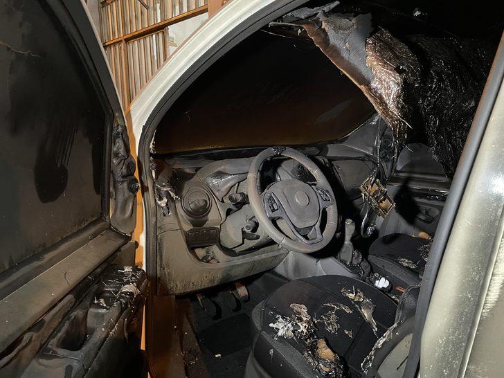 İzmir'de araç kundaklayan kişi iş yerini yakmaya çalışırken yakalandı G4