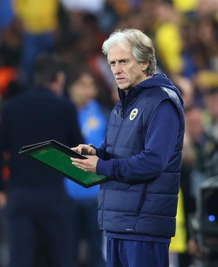 'Jorge Jesus kalibresinde hoca gelsin!' Galatasaray'da gündem Okan Buruk! Hedef tahtasındaki teknik direktörün alternatifi Marcelo Bielsa... G3