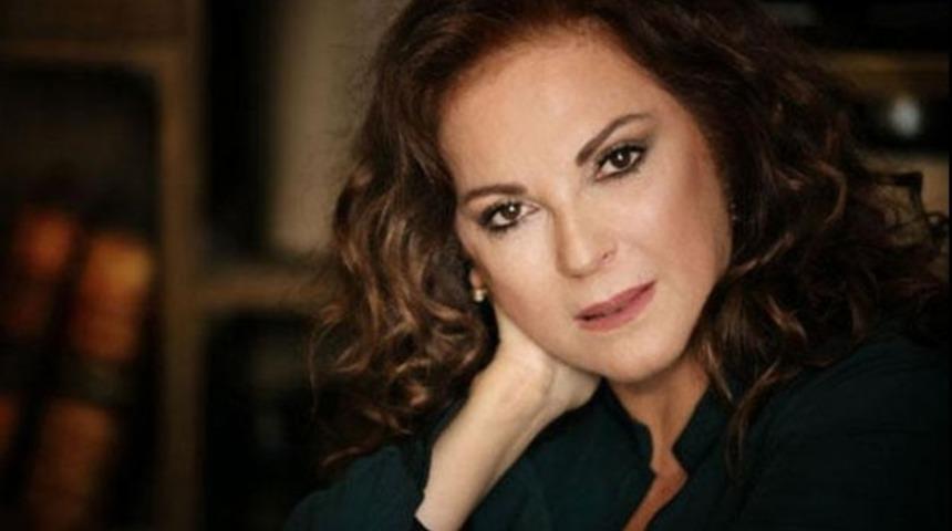 Ünlü sanatçı film setinde hastanelik oldu