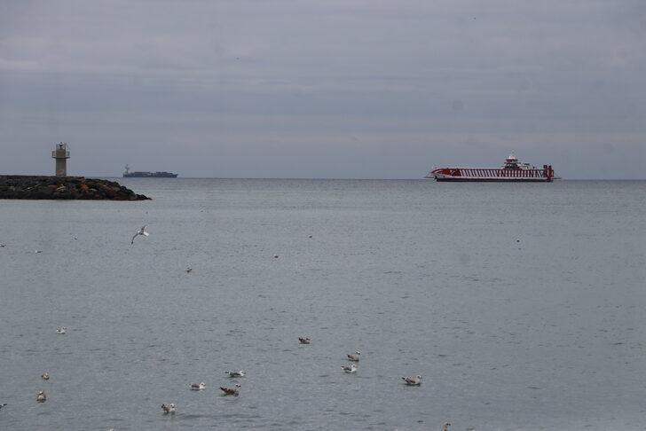 Marmara Denizi'nde poyrazın etkisini kaybetmesiyle deniz ulaşımı normale döndü G3