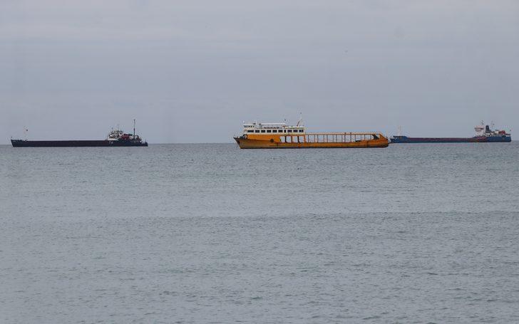 Marmara Denizi'nde poyrazın etkisini kaybetmesiyle deniz ulaşımı normale döndü G4