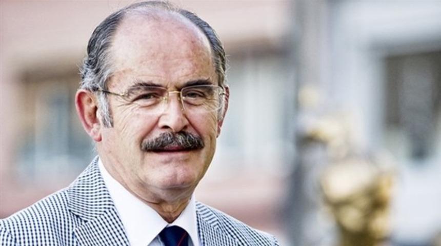 Yılmaz Büyükerşen'e saldırı girişimi:  Büyükerşen'e saldıran kim?