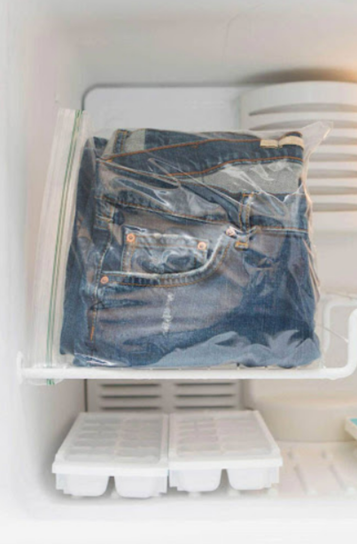 KİRLİ KOTLARI TEMİZLEMEK İÇİN DONDURUCU