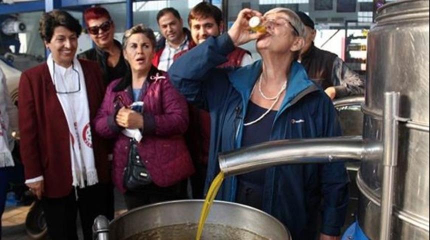 Canan Karatay tek seferde i&ccedil;ti, pe&ccedil;ete bile istemedi