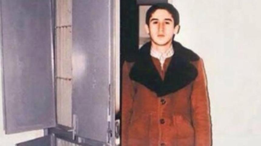 Erdal Eren anılıyor