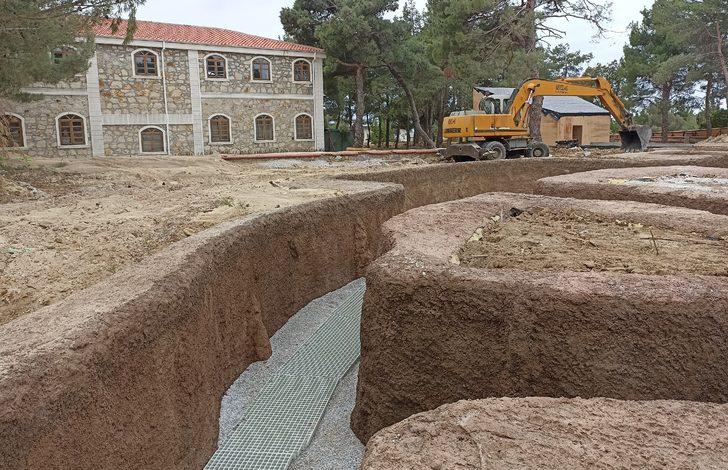 Çanakkale Zaferi'nin ziyaretçilere canlandırmalarla anlatılacağı siperler hazırlanıyor G4