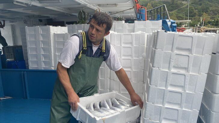 Yüz değil, bin değil, tam 10 bin kasa… Denizden adeta fışkırdı: Sezona çok iyi başladık G3