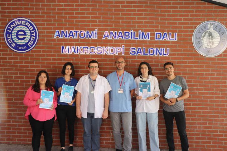 İzmir'de tıp öğrencilerinden kadavra bağışı için bilgilendirme çalışması G1