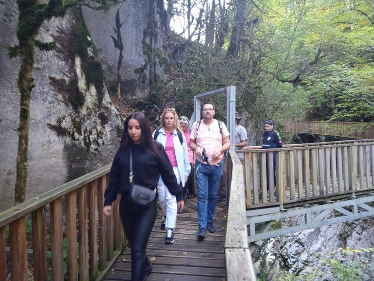 Fransız turizmciler kanyonları ile ünlü Pınarbaşı ilçesini gezdi G2