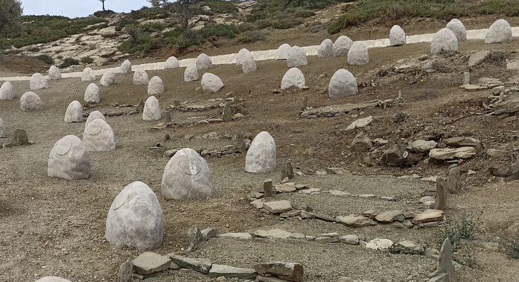 Çanakkale'de 322 şehit mezarının bulunduğu Projektör Tepe Şehitliği ihya ediliyor G3