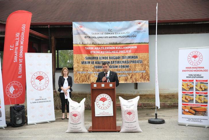 Sakarya'da 512 çiftçiye 100 ton yerli buğday tohumu dağıtıldı G3