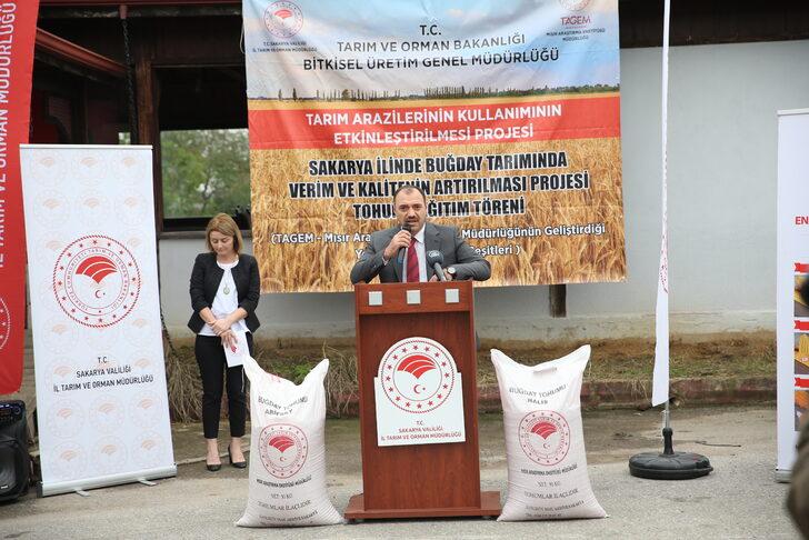 Sakarya'da 512 çiftçiye 100 ton yerli buğday tohumu dağıtıldı G4