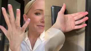 Sosyal medya bunu konuşuyor! Sadece elini kapıya göstermesi yetti: Türkiye'de de yapan var