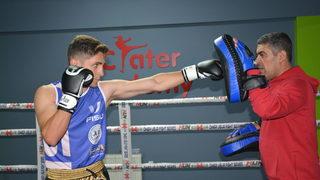 Milli sporcu Muhammed Karayılan, 2023 Muaythai Avrupa Şampiyonası'na hazırlanıyor