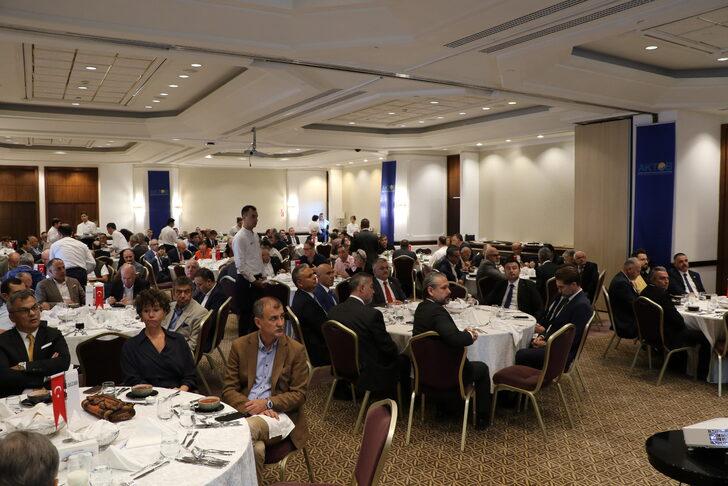 Antalya'da 2022 turizminin başarısının temelini "atılan doğru adımlar" oluşturuyor G3