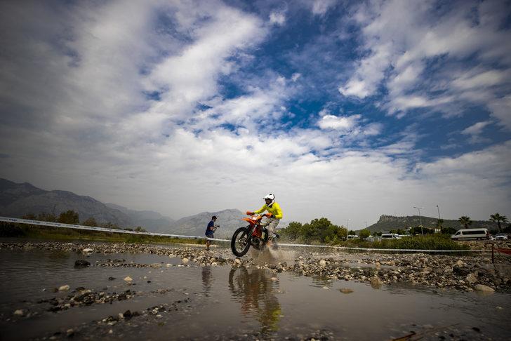 Sea To Sky Enduro Yarışları'nın plaj etabını Wade Young kazandı G2