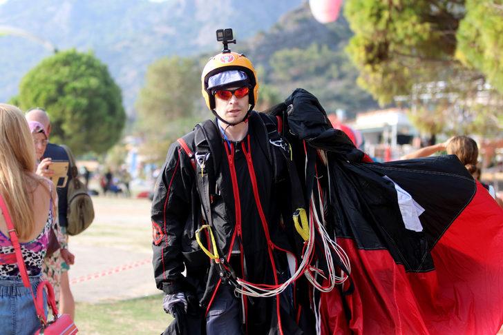 Fethiye'de 22. Uluslararası Ölüdeniz Hava Oyunları Festivali başladı G5