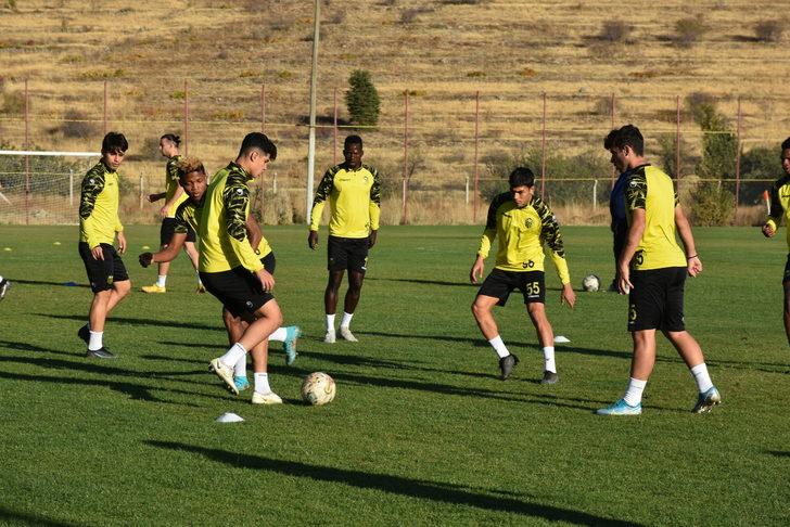 Yeni Malatyaspor'da Göztepe maçının hazırlıkları sürüyor G5