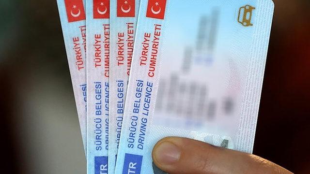 Son dakika: Bakanlıktan açıklama geldi! Ehliyet yenileme süresi uzatıldı... İşte ehliyet yenilemek için gerekli belgeler