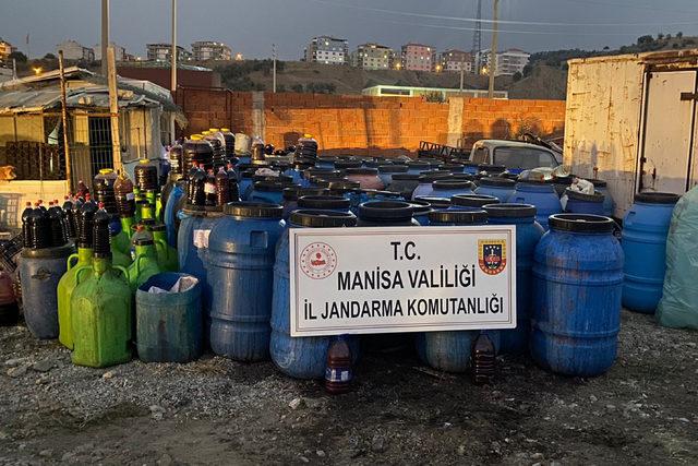 Manisa'da 16,5 ton sahte içki ele geçirildi